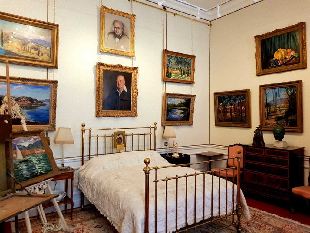 The bedroom of Winston Churchill