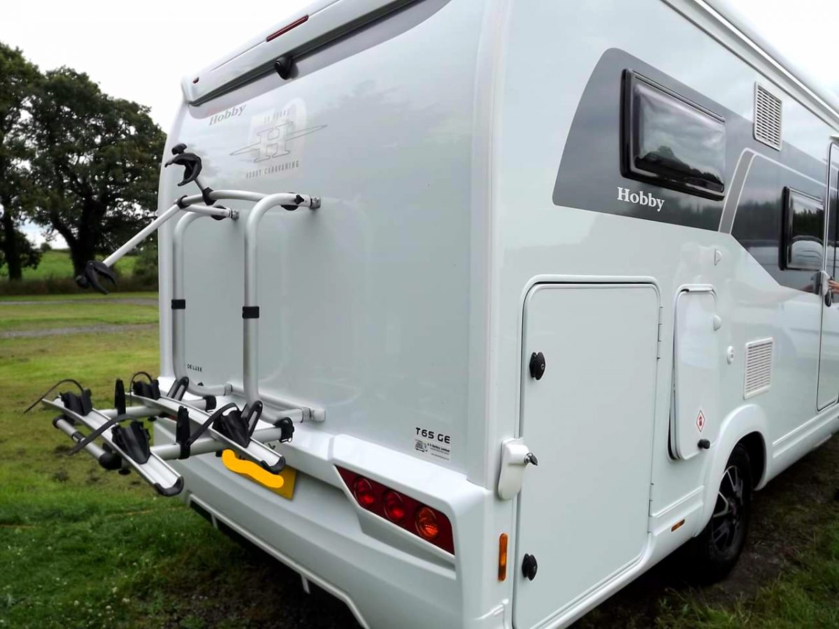 How to wash a motorhome in 6 hours. Home on Wheels Motorhome Blog